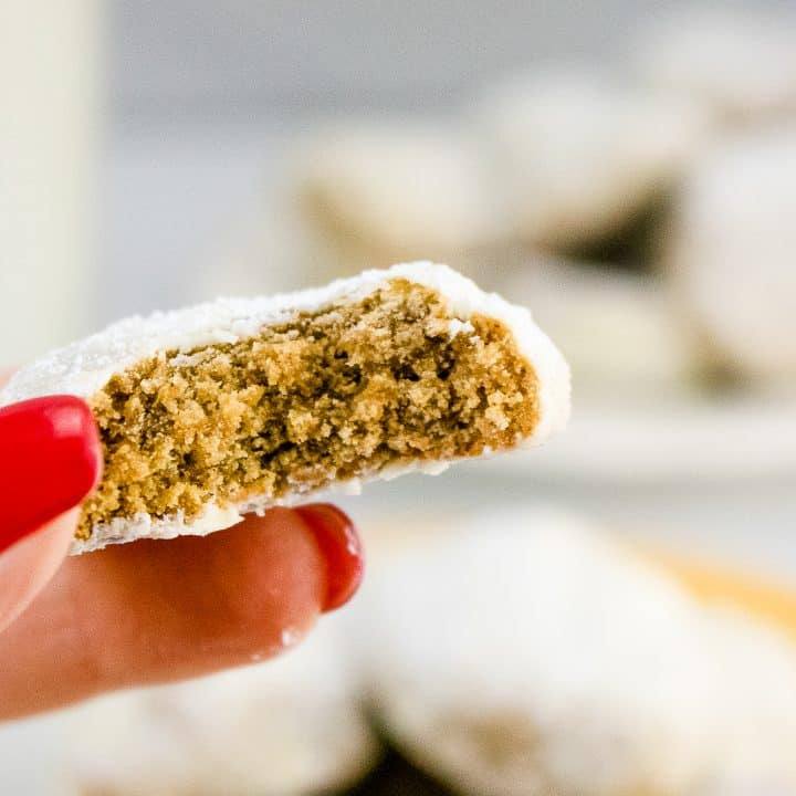 Image for Spice Cookies with Powdered Sugar