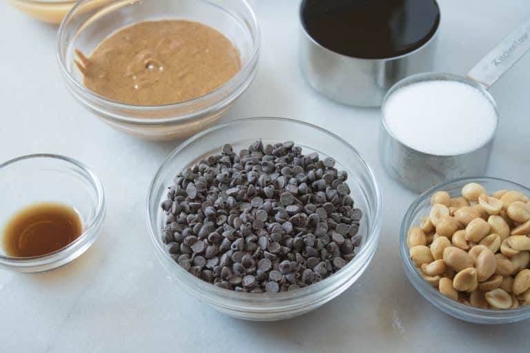 Chocolate Peanut Butter Pie Ingredients