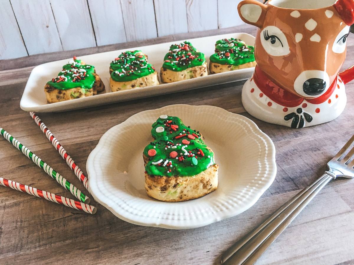 christmas tree cinnamon rolls displayed on a table