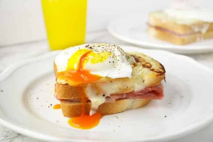 Easy Croque Madame - A Lazy Weekend Brunch