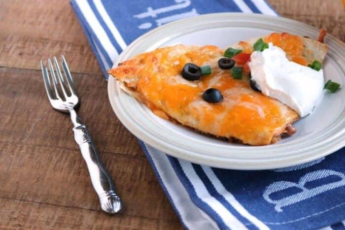 Easy Mexican Pizza Recipe