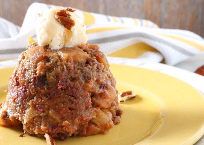 Easy Slow Cooker Apple Bread Pudding Recipe