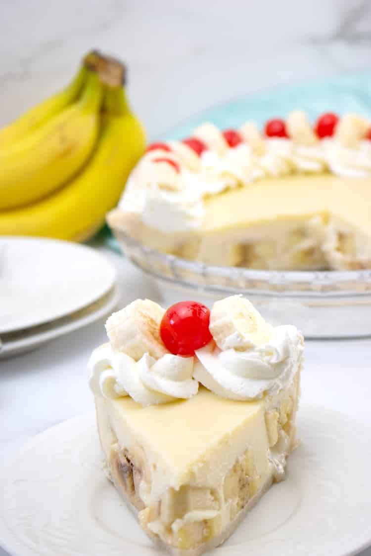 How to Make Banana Cream Pie from Scratch with Video