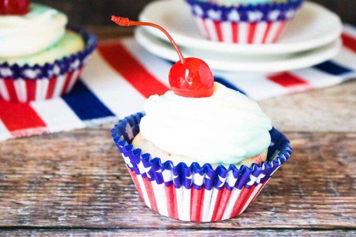 Patriotic Poke Cupcakes - Fun and Festive 4th of July Cupcakes