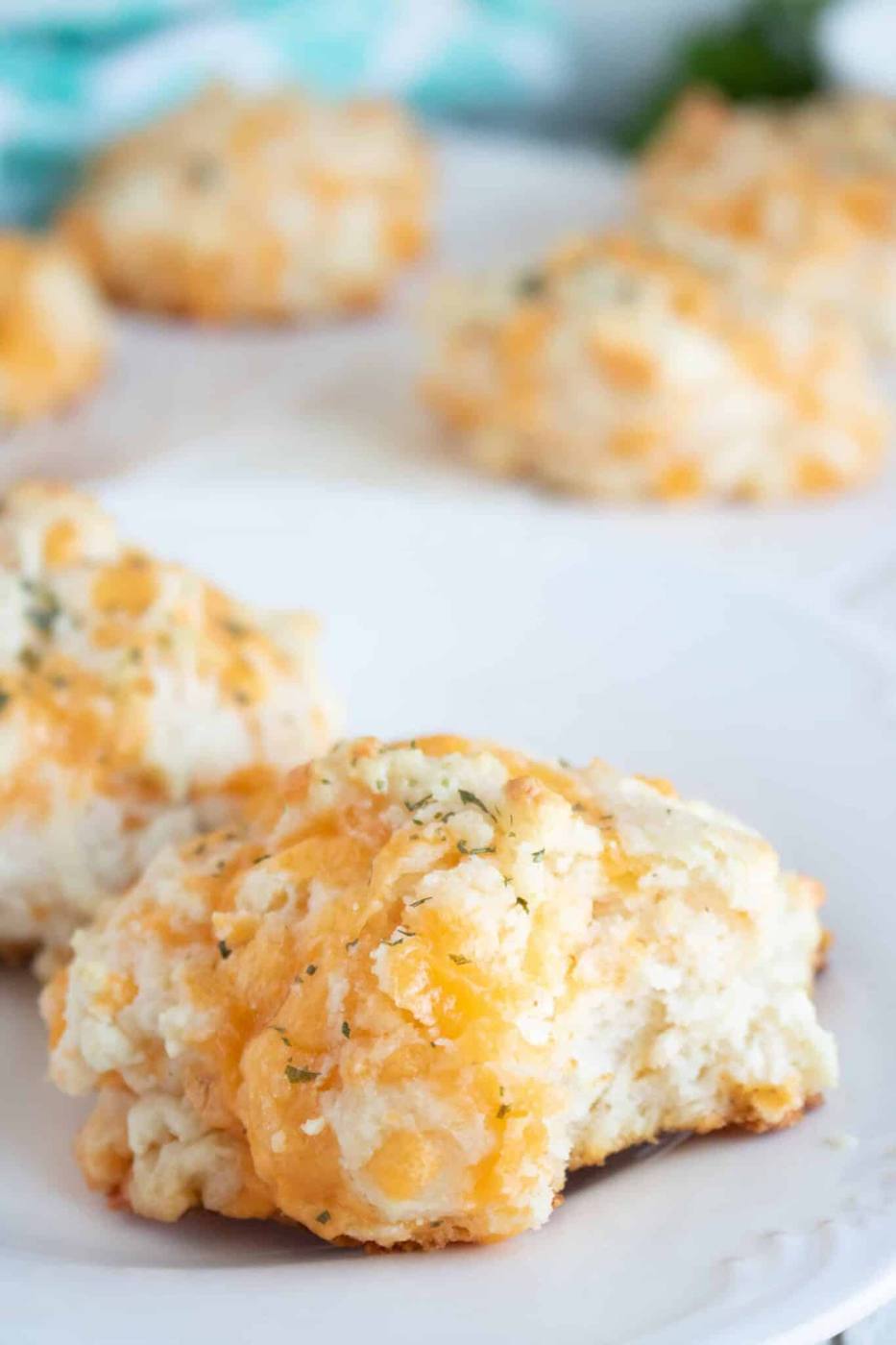copycat red lobster cheddar biscuits being served