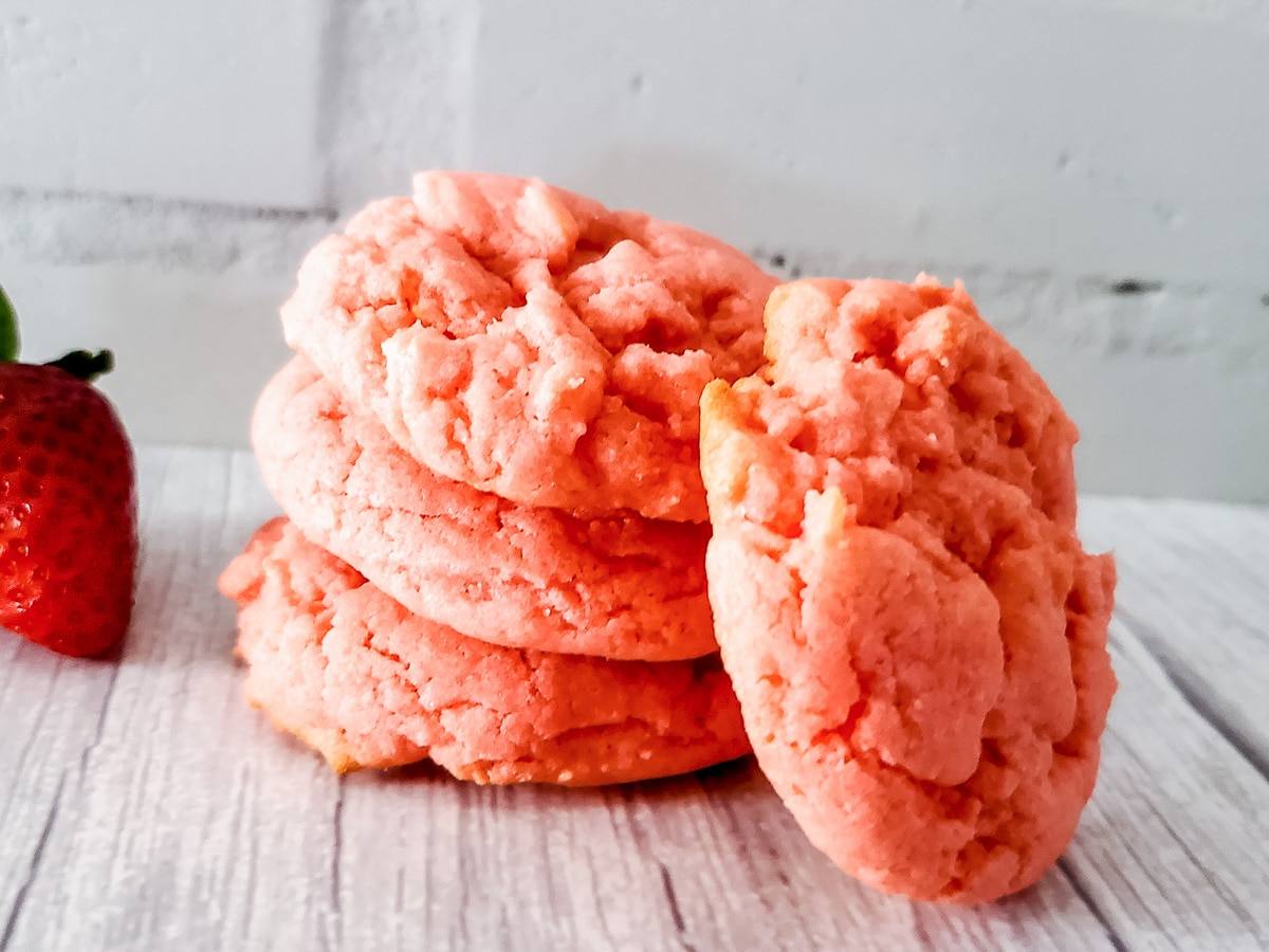 strawberry cake mix cookies
