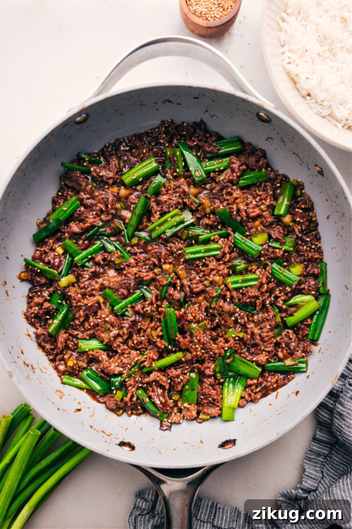 The Perfect Meal Prep: Mongolian Ground Beef A bowl of Mongolian Ground Beef and rice, showcasing it as an ideal meal prep option.