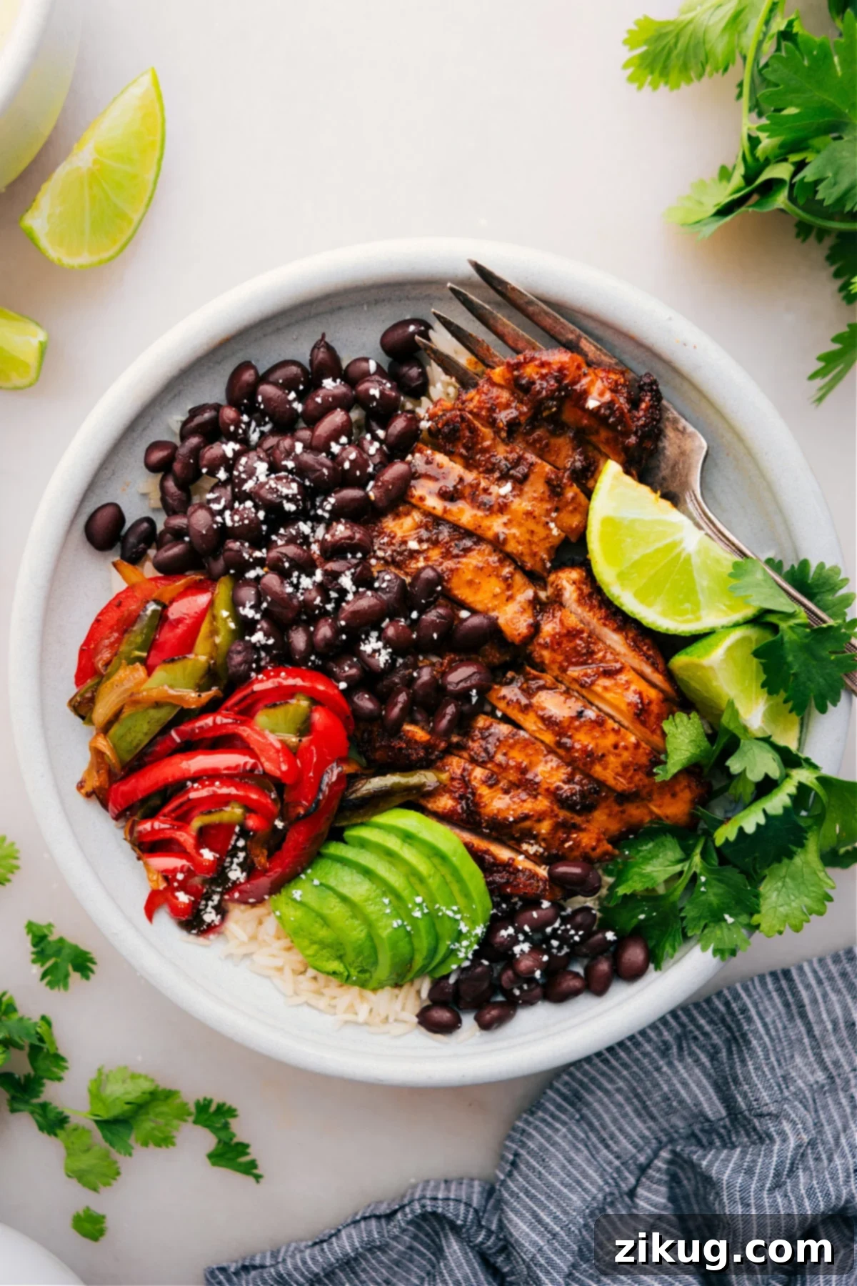 The Best Chicken Fajita Bowl Enjoy a Chicken Fajita Bowl with all the toppings ready!