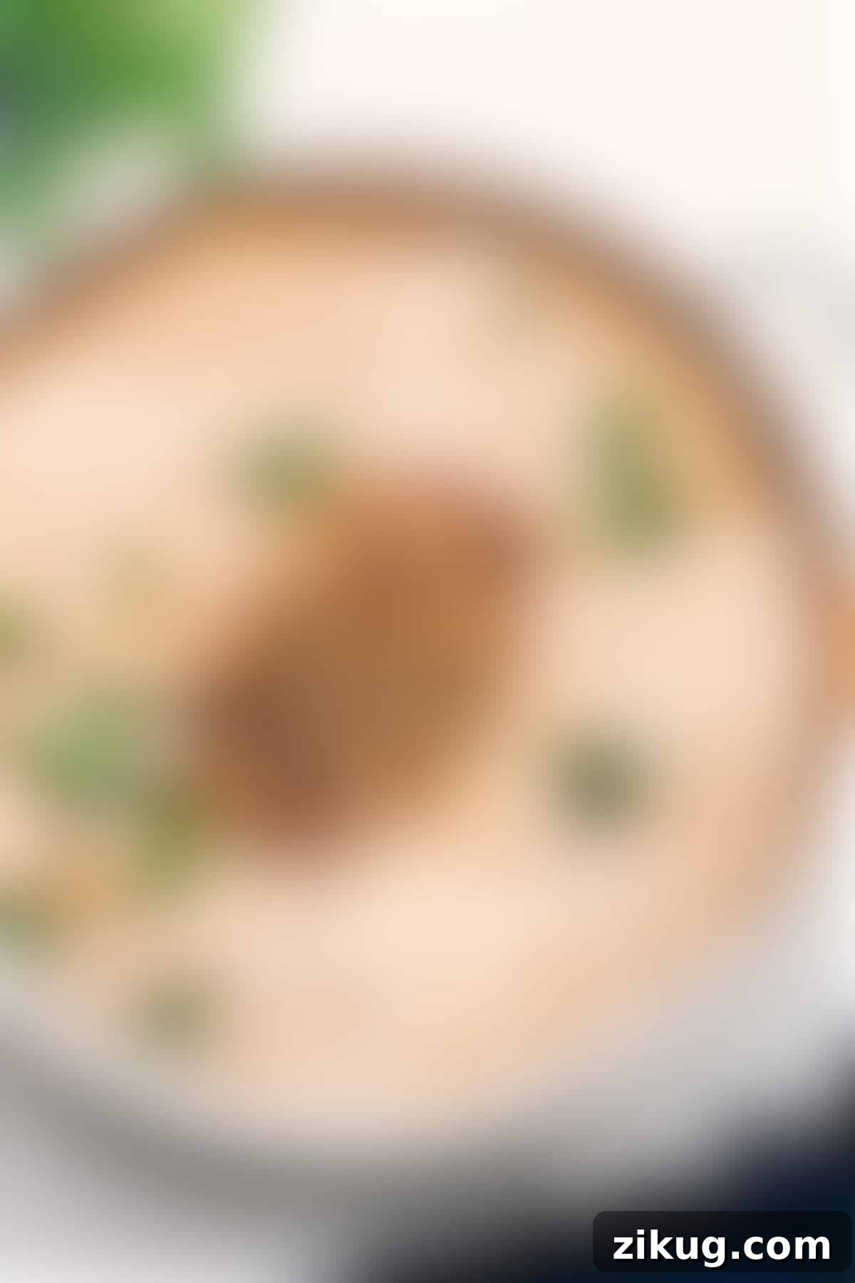 Olive Garden Comfort Dinner: Gift for New Moms A heartwarming Olive Garden-style dinner spread, perfect for new moms or anyone needing comfort food, showcasing classic Italian favorites.