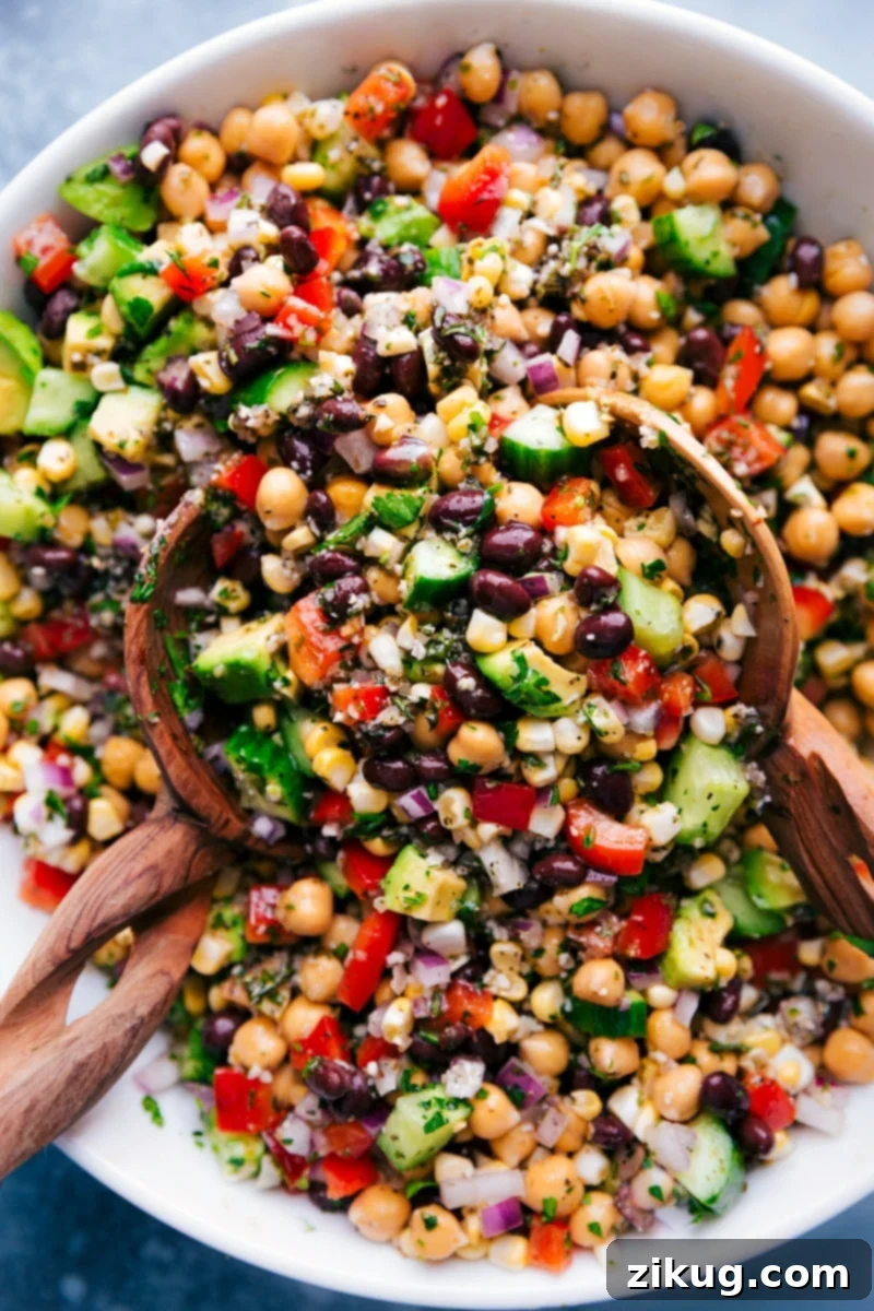 Italian Garbanzo Bean Salad A refreshing garbanzo bean salad, perfectly dressed and tossed with an Italian-inspired vinaigrette.