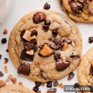 Heath Bar Cookie Recipe – Chewy Toffee Chocolate Cookies 3 img 255400 11